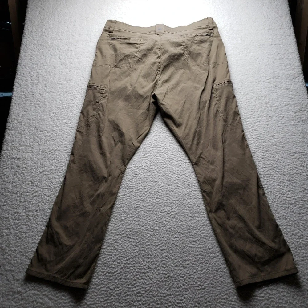 Wrangler Pants Mens 42x30 Beige Stretch Nylon Outdoor Hiking Travel Casual